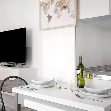 Apartamento Novo Santipetri I *